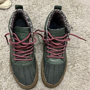 Vans Sk8-Hi dark green, red laces size 9.5 women